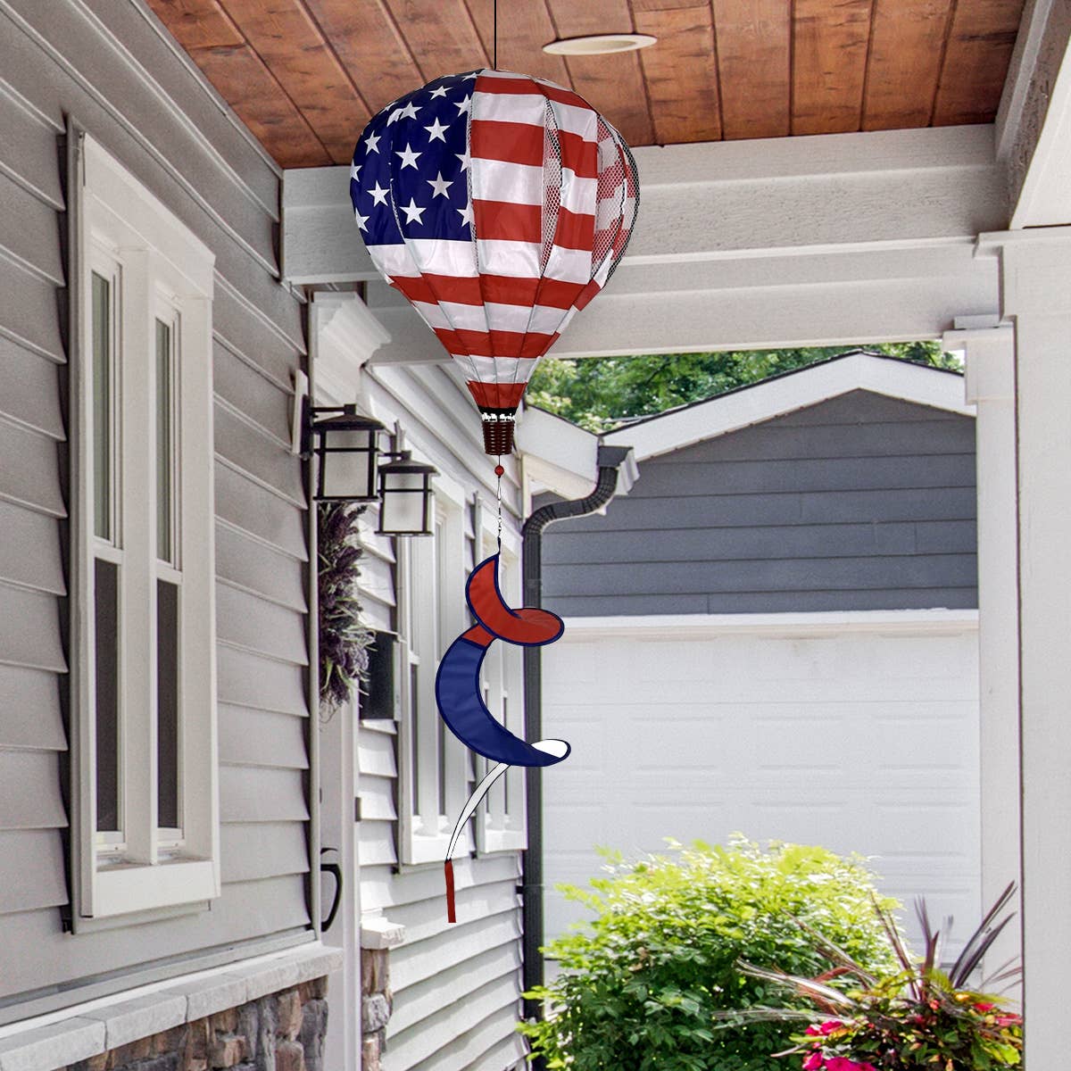 Briarwood Lane - American Flag Deluxe Hot Air Balloon Spinner