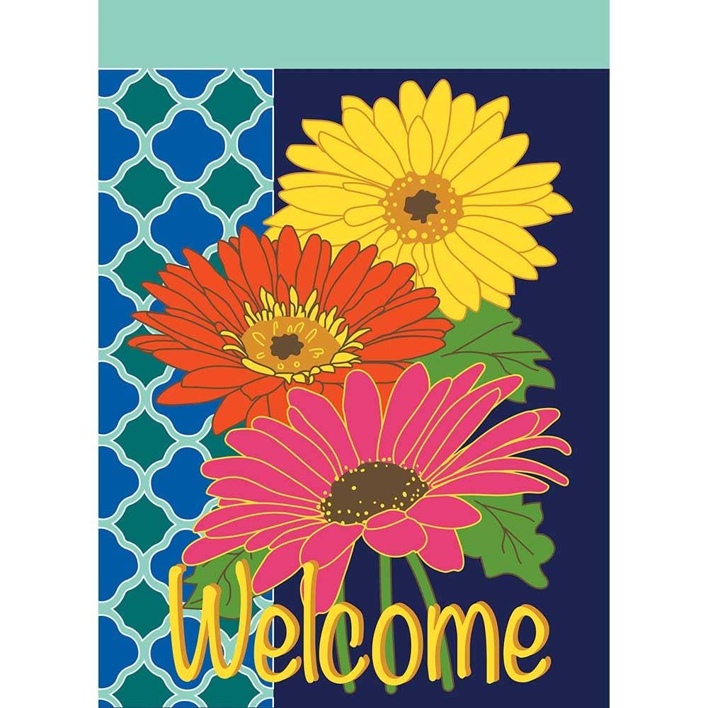 Magnolia - House Flag Gerber Daisies - Welcome