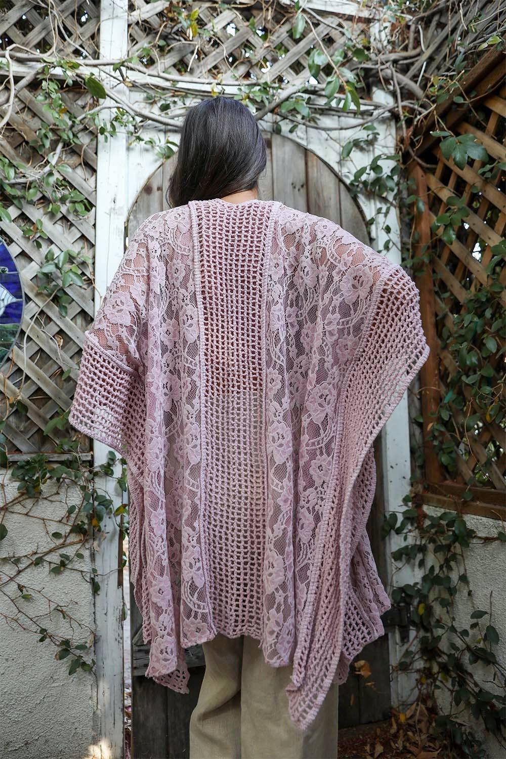 ๐บ Floral Pattern Kimono - Perfect Summer Cover