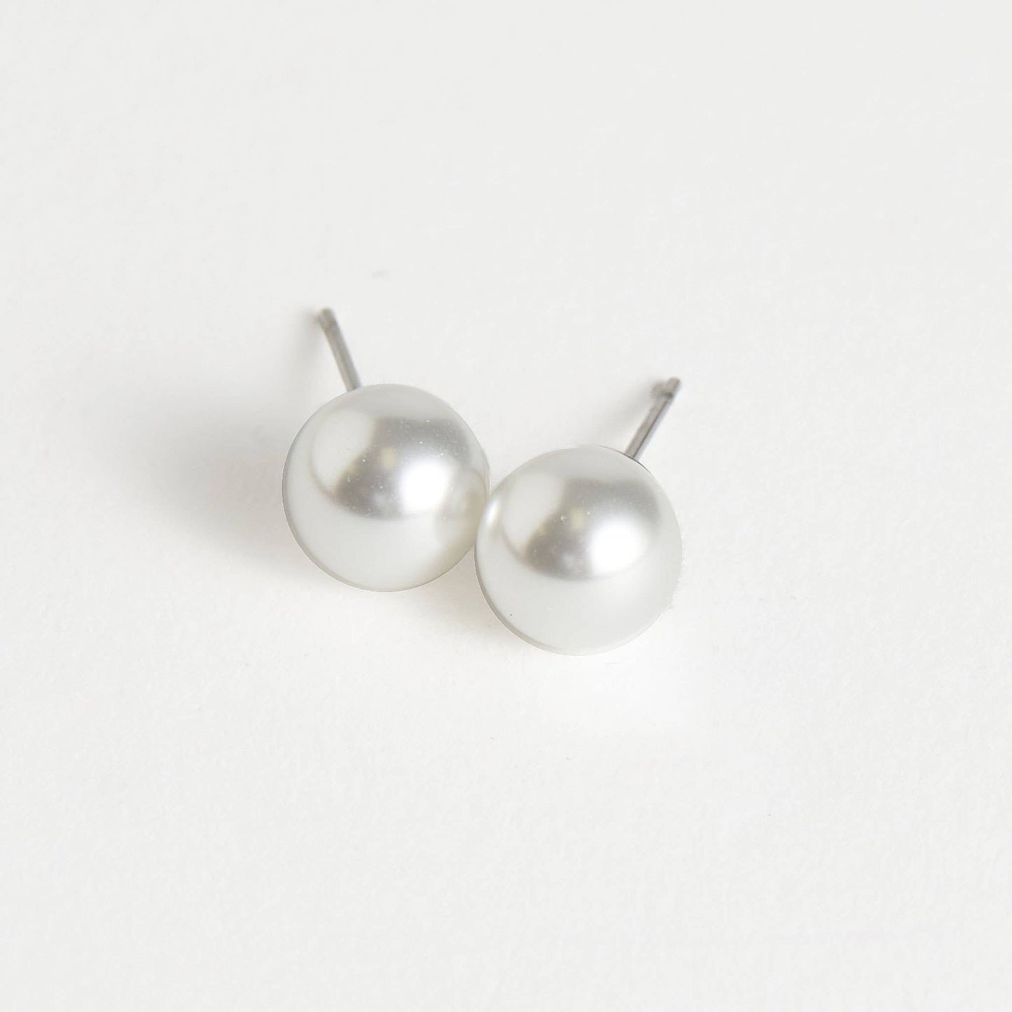 Howard's - Waterproof Earrings Faux Pearl in Stainless Steel Stud