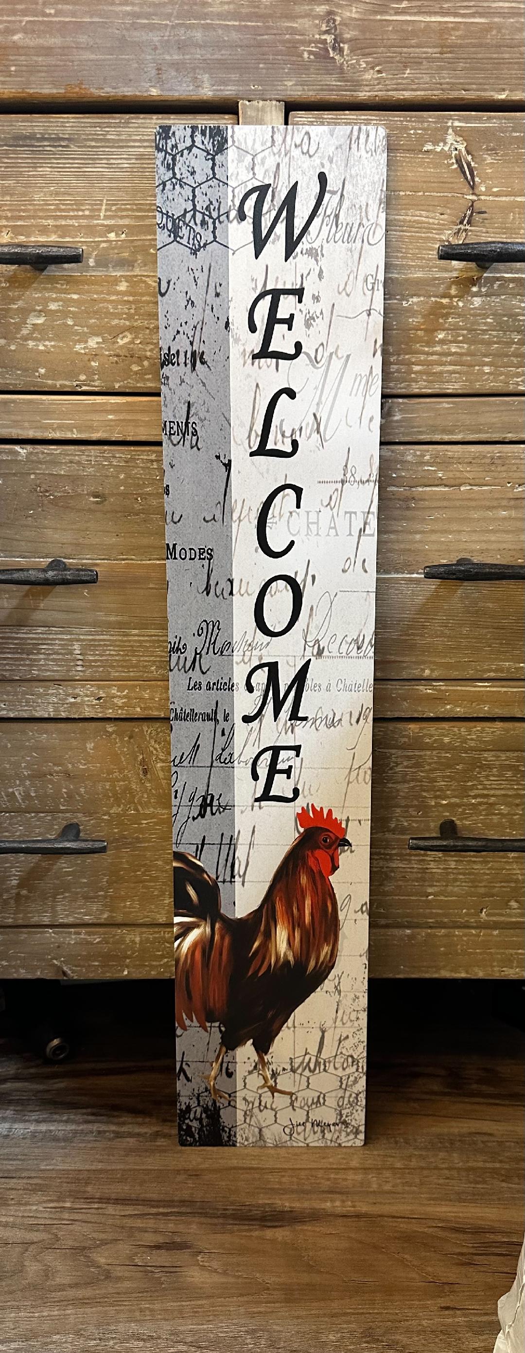 Rooster on Chicken Wire Yard Expression