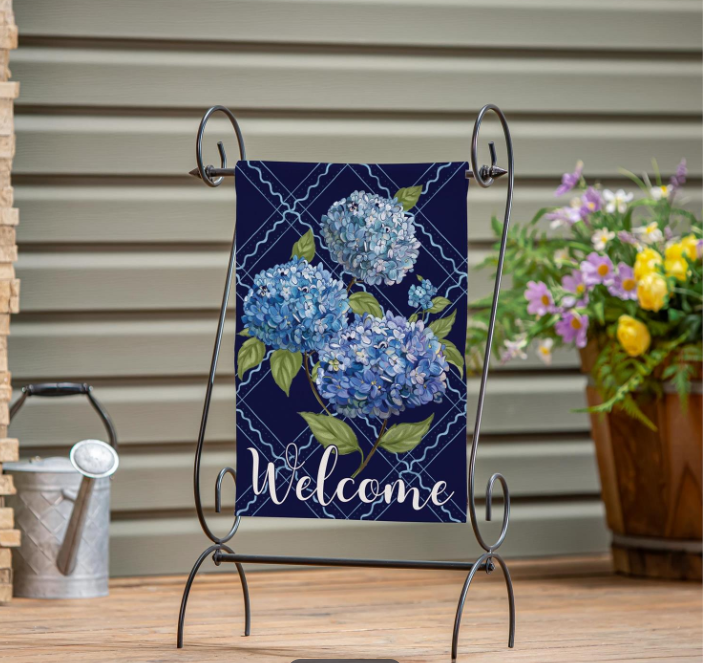 VivaStyle Burlap Flag, Hydrangea Haven