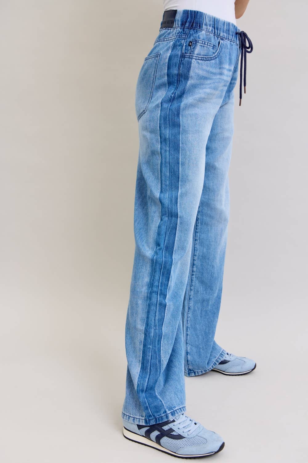 Judy Blue Jeans - HW Wilhemina Elastic WB & Side Panel