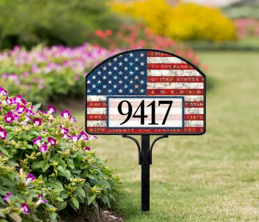 Pledge of Allegiance Yard Design