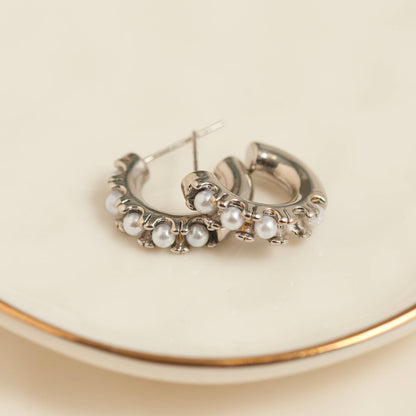 Howard's - Waterproof Earrings Pearl C-Hoop Gold & Stainless Steel