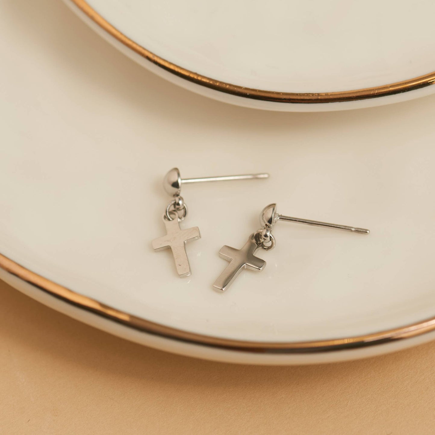 Howard's - Waterproof Earrings Dangle Cross in Gold & Stainless Steel