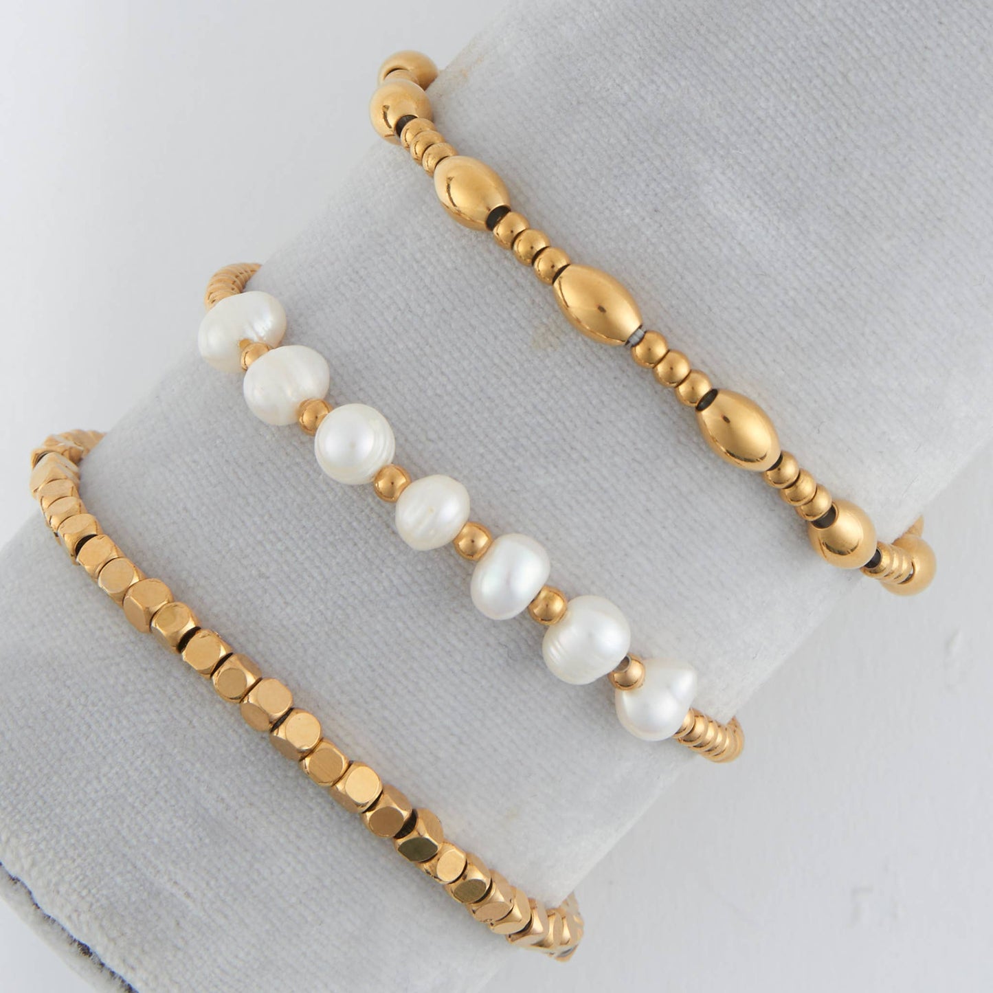Howard's - Narelle Waterproof Multi Genuine Pearl Stretch Bracelet Set