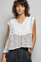 Pol Clothing - V-neck Floral Pattern Trim Ruffle Rib Knitted Sleeveless Top
