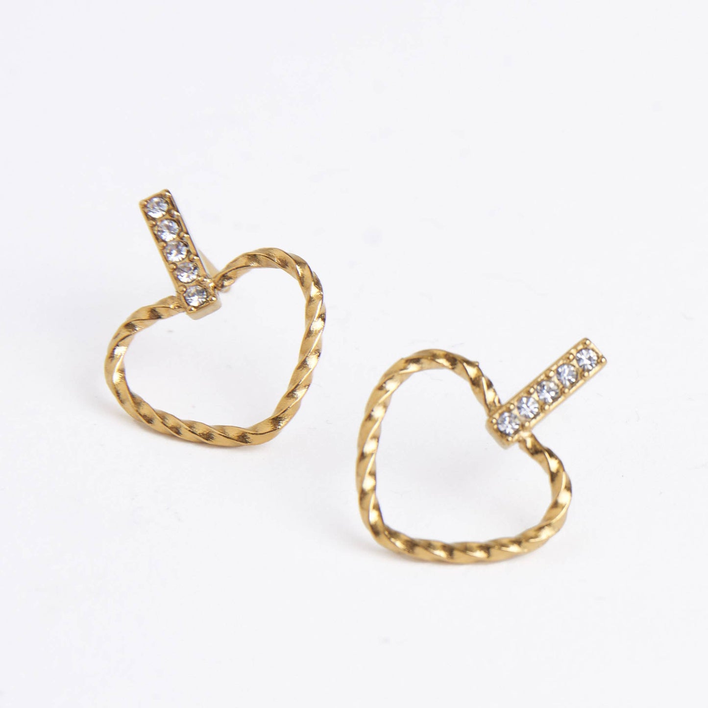 Howard's - Waterproof Earrings Narelle Heart Outline Bar Studs