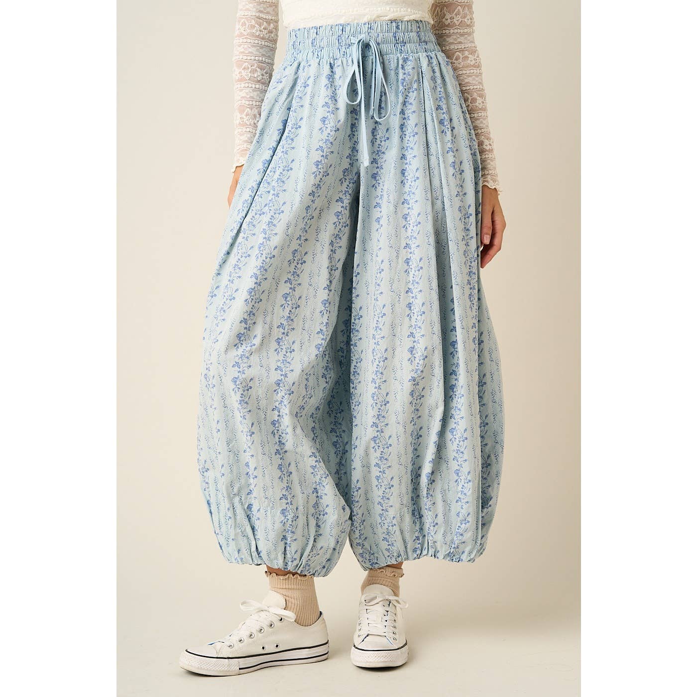 FLORAL PRINT PLEATED BALLOON LEG PARACHUTE PANTS