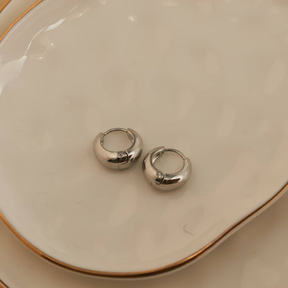 Howard's - Waterproof Earrings Hoop Graduated Huggie in Gold & Steel