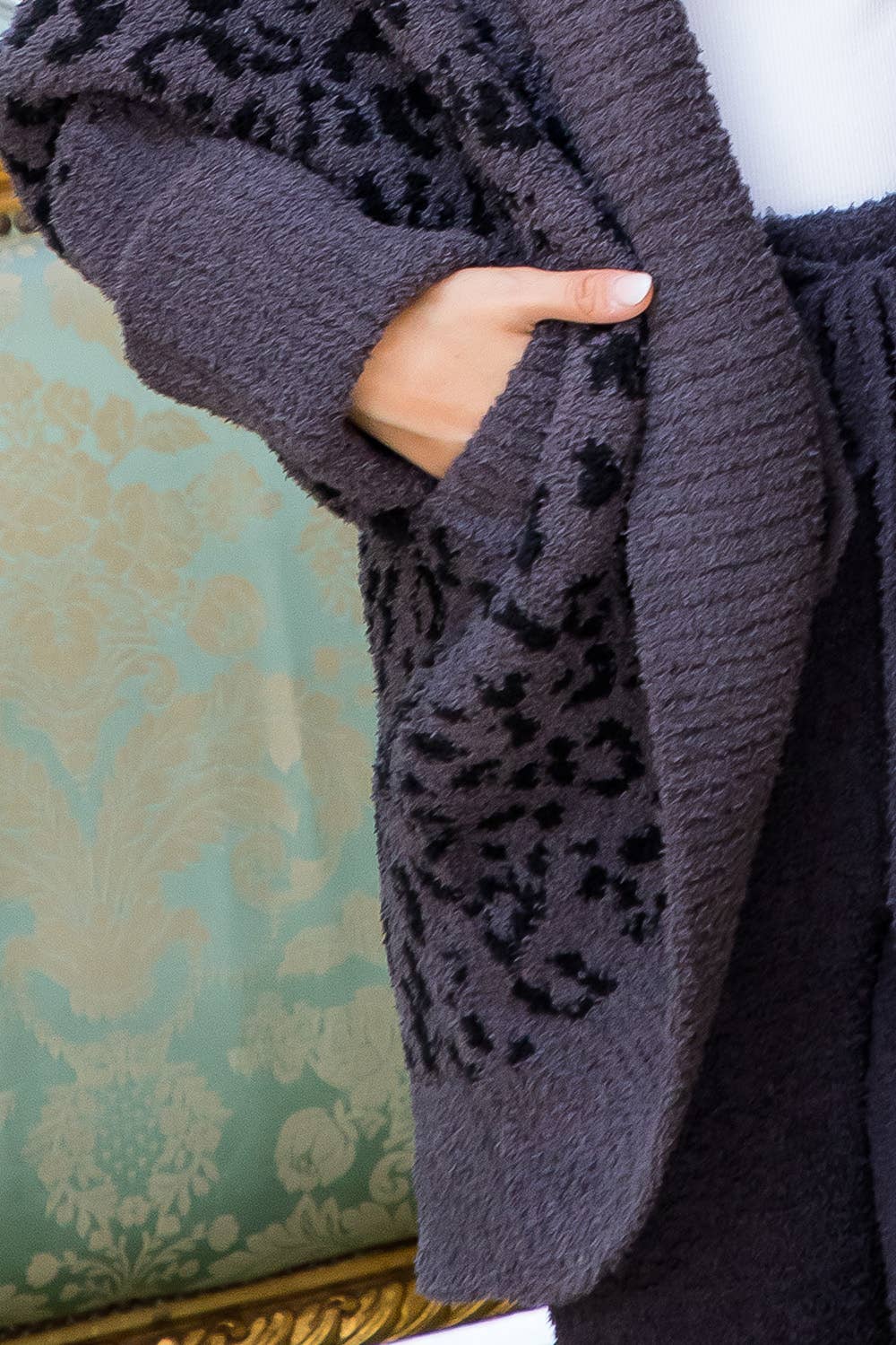 Sweet Lovely by Jen - LEOPARD PRINT FLUFFY KNIT CARDIGAN