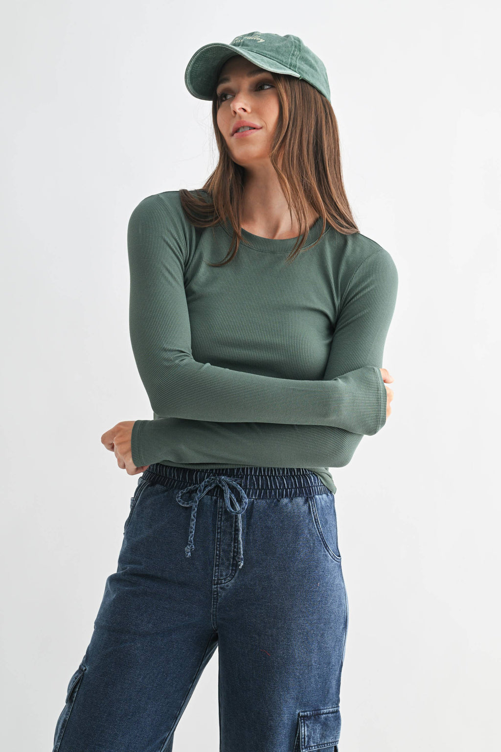Essential Long-Sleeved Micro-Ribbed Athleisure Top Mono-B