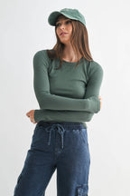 Essential Long-Sleeved Micro-Ribbed Athleisure Top Mono-B