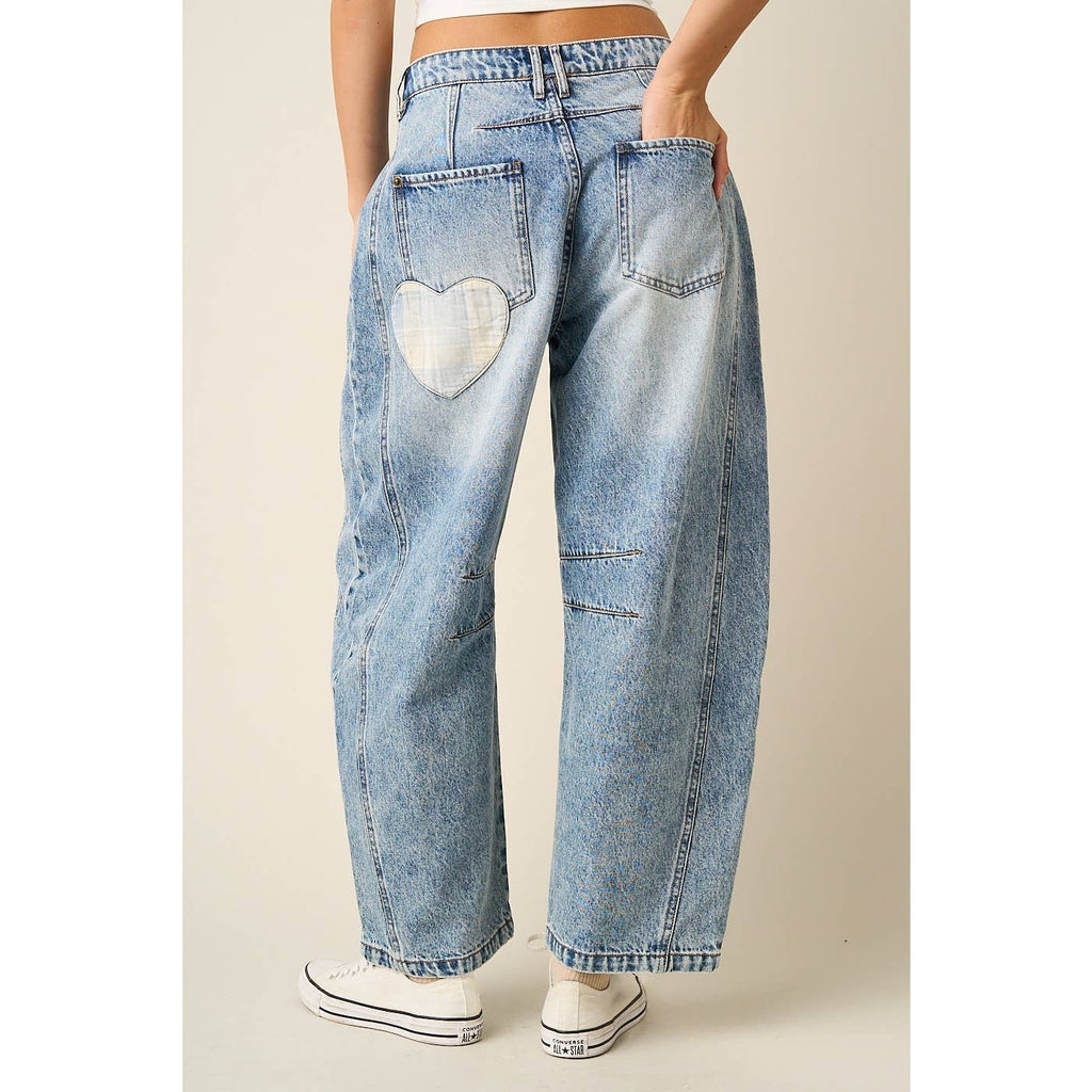 PLAID HEART PATCH BARREL LEG JEANS
