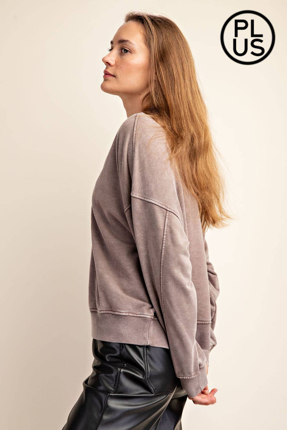 PLUS SIZE MINERAL WASHED FRENCH TERRY V-NECK PULLOVER Rae Mode