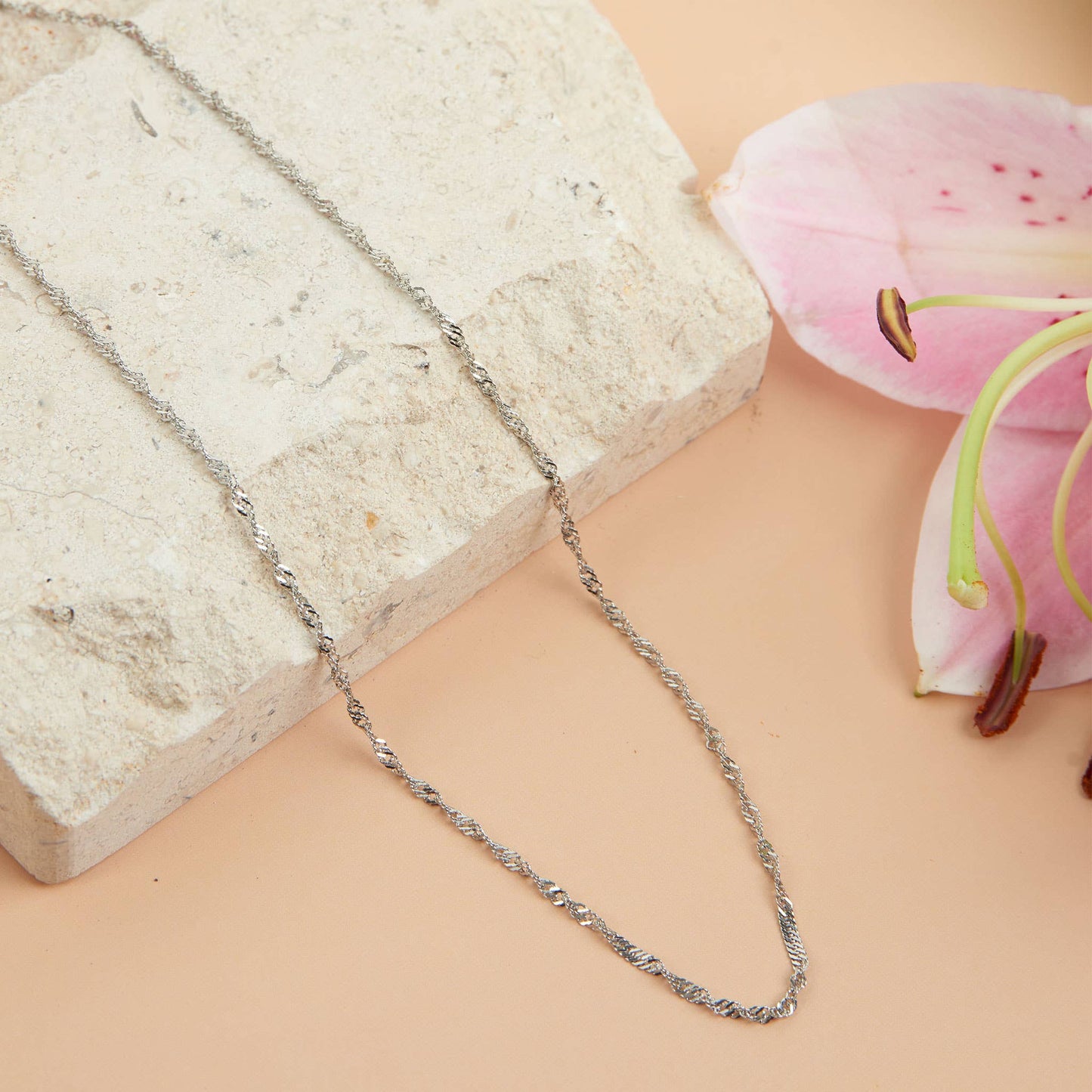Howard's - Narelle Waterproof Twisted Chain Necklace