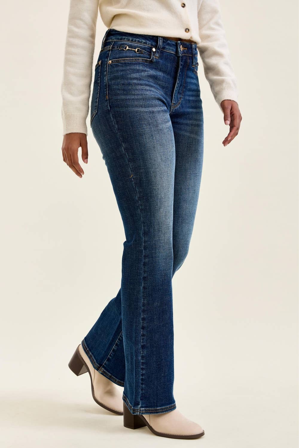 Judy Blue Jeans - MR DAISY Bootcut w/ Harness Trim DK Sunset Ride