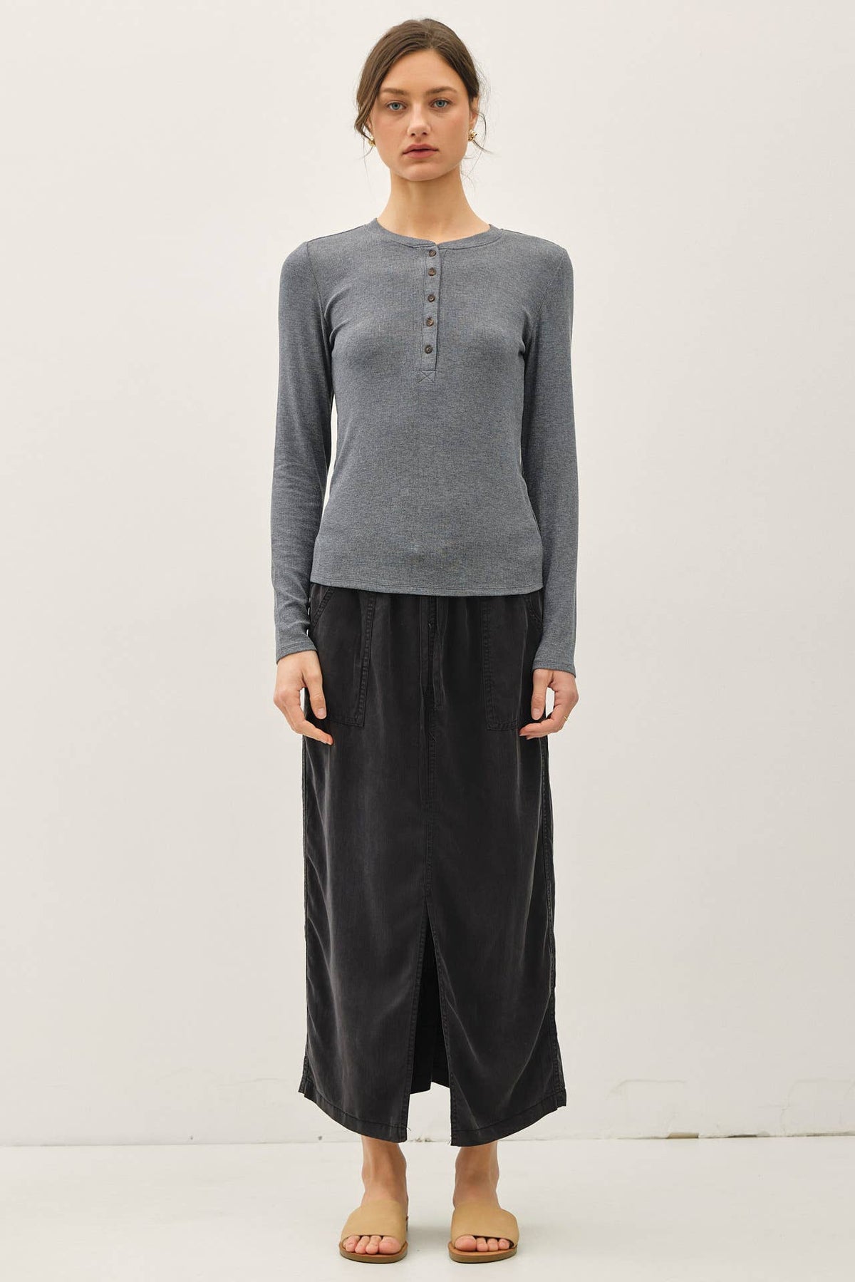 MODAL CLASSIC RIBBED LONGSLEEVE HENLEY BASIC TOP