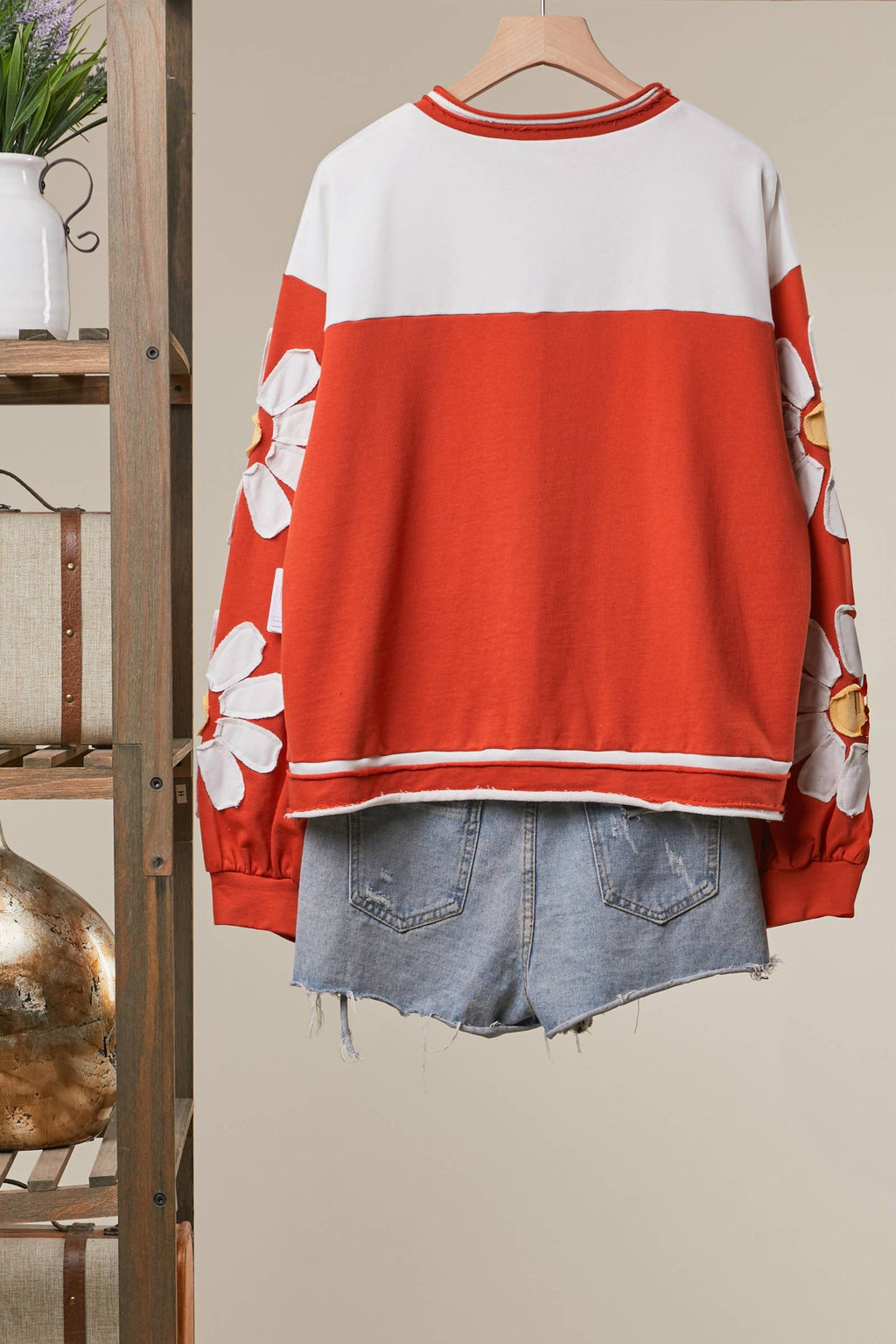Mello. - Colorblock Daisy Graphic Top