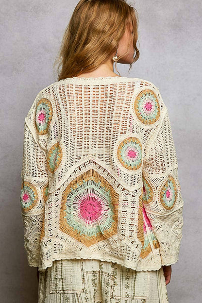 Pol Clothing - V-Neck Granny Circle Motif Scalloped Edge Crochet Top