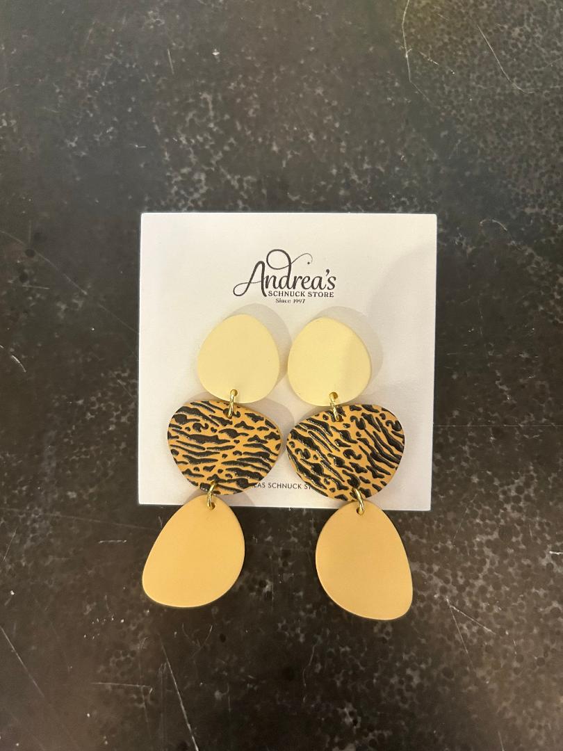 3 Tier Drop Pattern Earrings