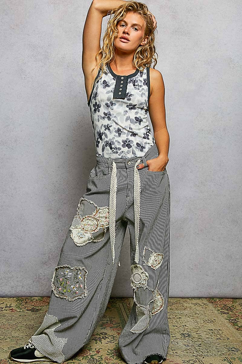 Pol Clothing - Round Neck Sleeveless Ribbed Floral Printed Knit Top