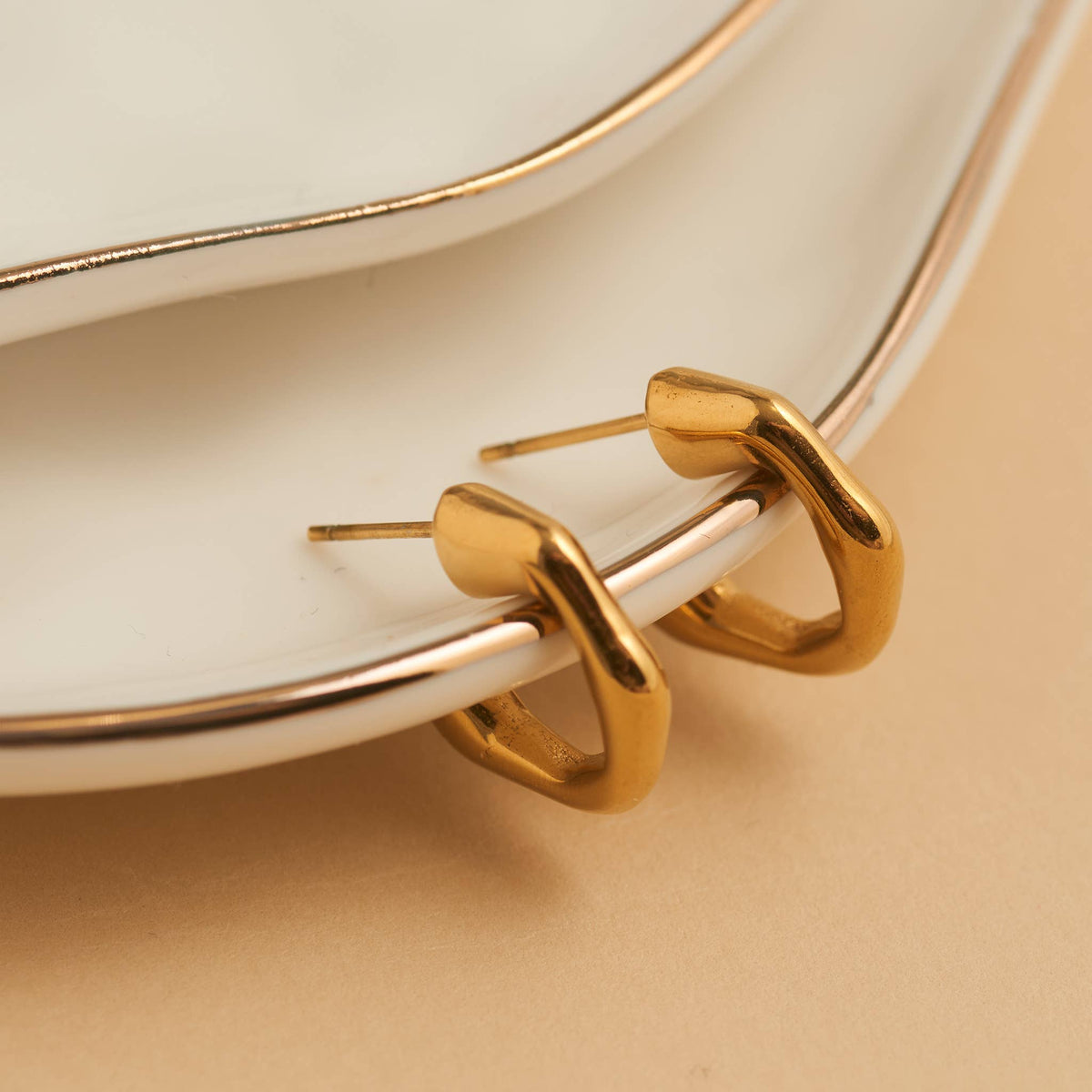 Howard's - Waterproof Earrings Bamboo C-Hoop in Gold & Stainless Steel