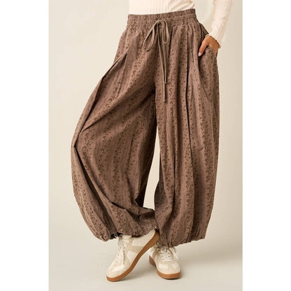 FLORAL PRINT PLEATED BALLOON LEG PARACHUTE PANTS