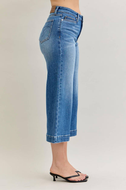 Judy Blue Jeans - MR Wide Crop Vintage Pkts & Wide Hem