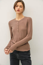 MODAL CLASSIC RIBBED LONGSLEEVE HENLEY BASIC TOP