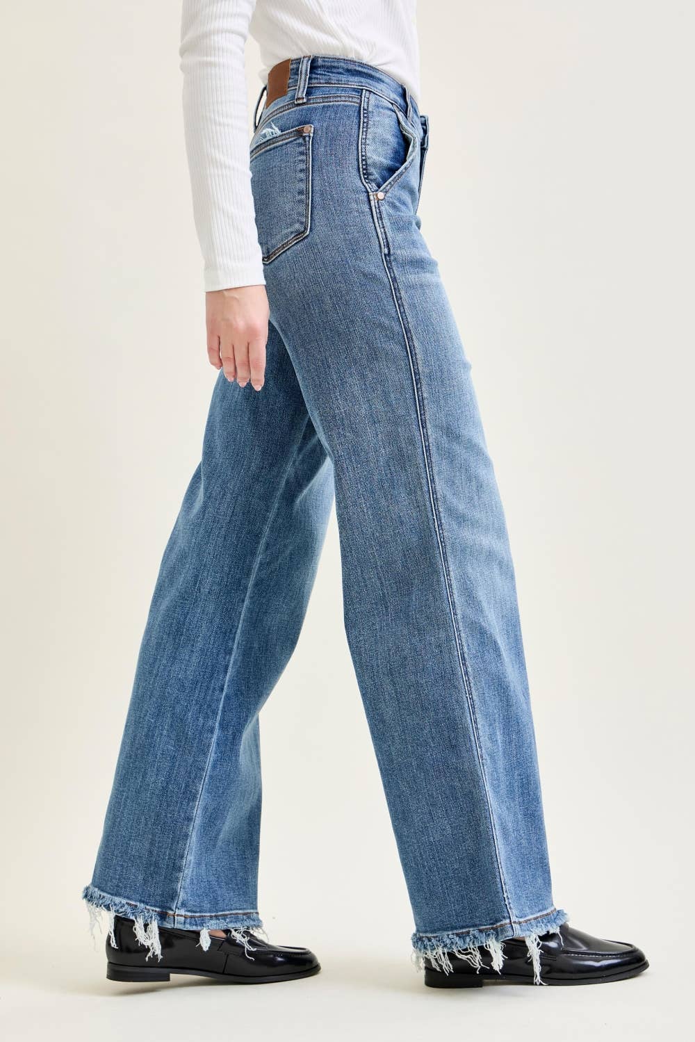 Judy Blue Jeans - HW Retro Wide Fit