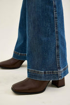Judy Blue Jeans - HW Petite Flare Tummy Control Double Button WB