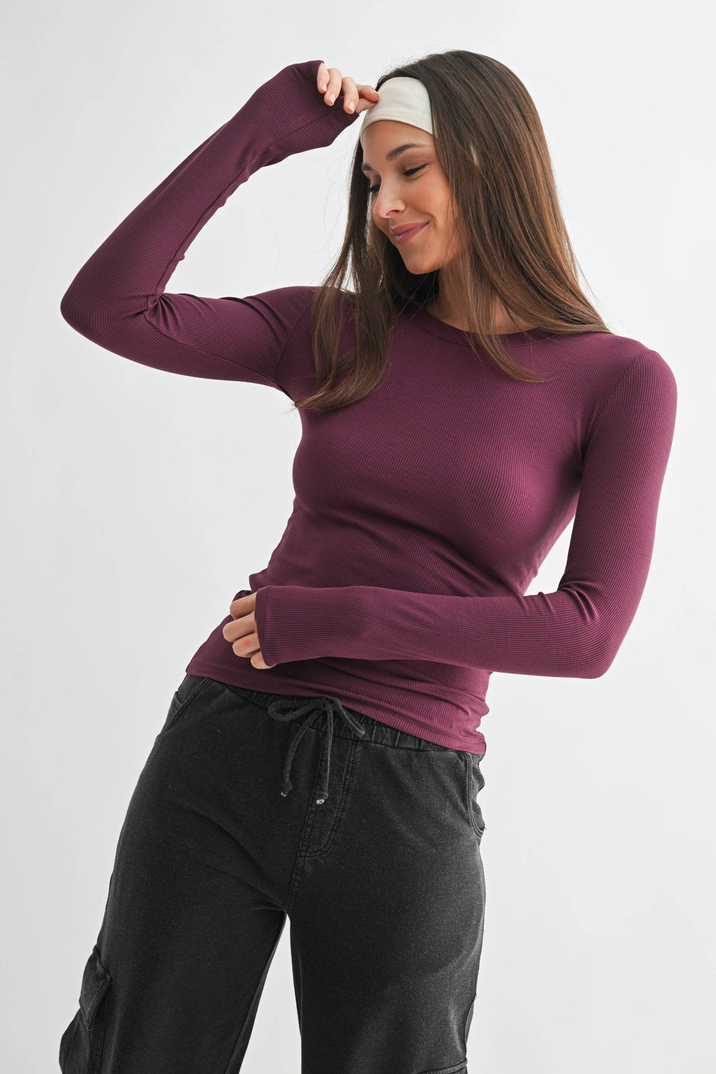 Essential Long-Sleeved Micro-Ribbed Athleisure Top Mono-B