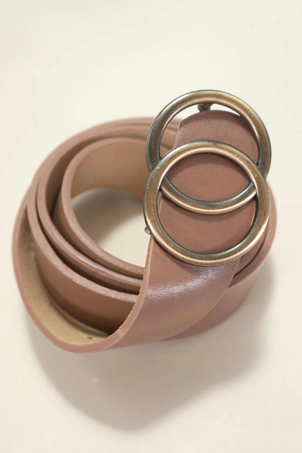 DOUBLE O BUCKLE FAUX LEATHER BELT |