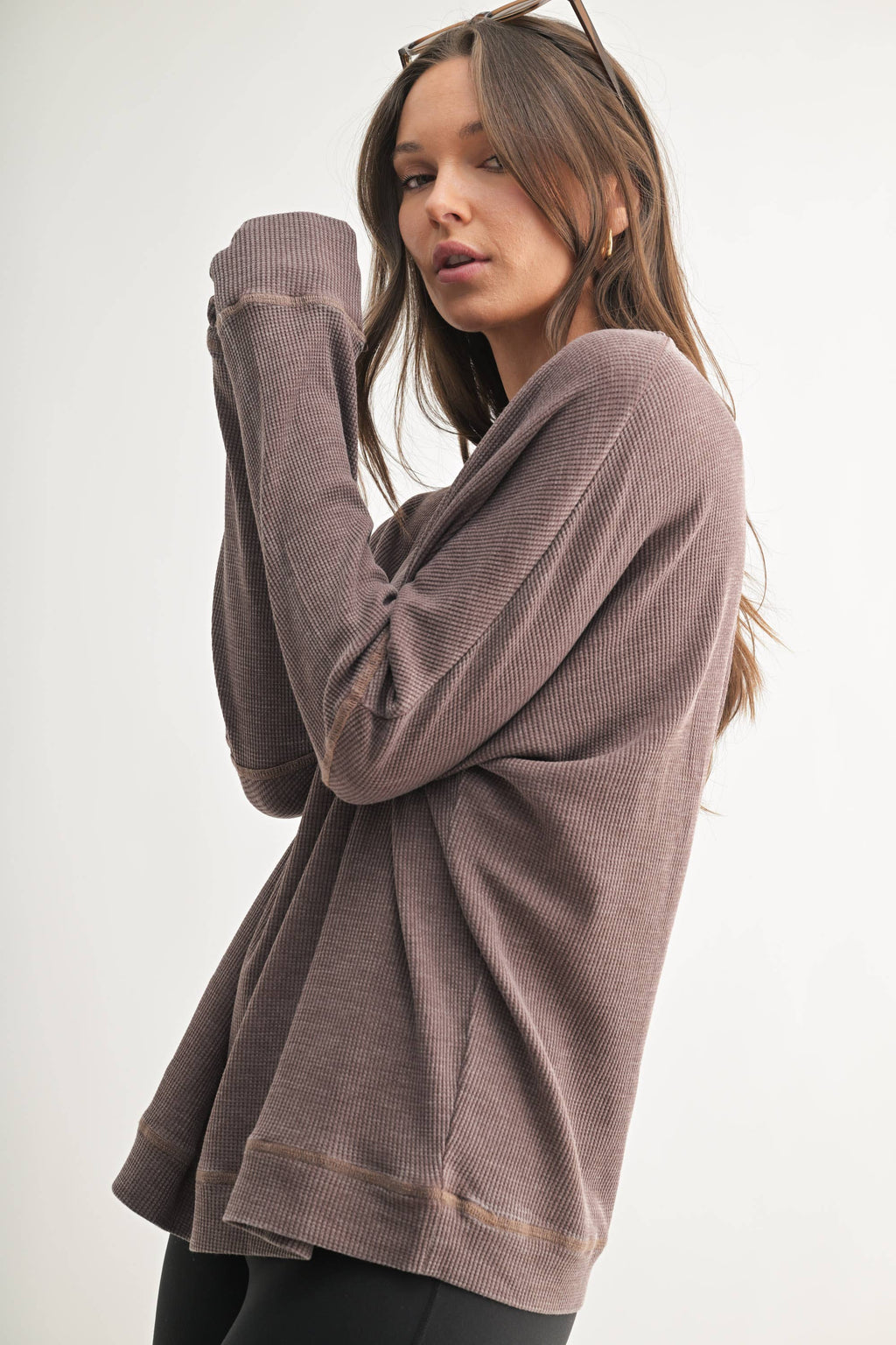 Waffle Ribbed Round Neck Pullover Mono B