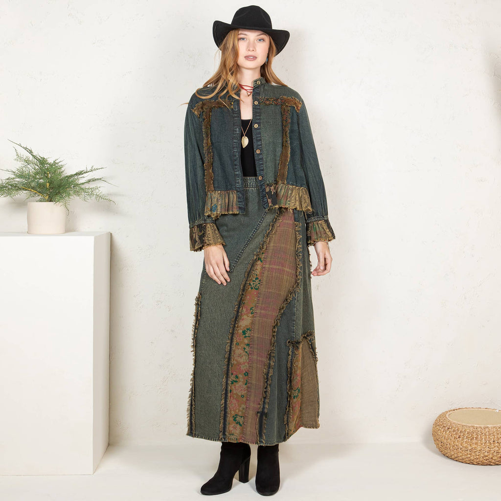 Western Boho Chic: Patch Pocket Cropped Denim Jacket