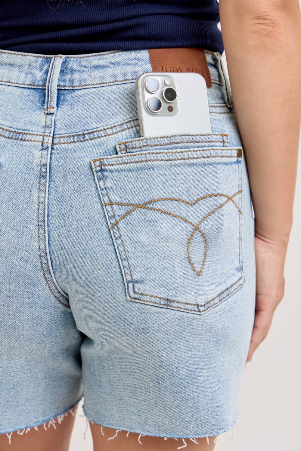Judy Blue Jeans - MR Rigid Magic Dad Shorts DBL Pkt