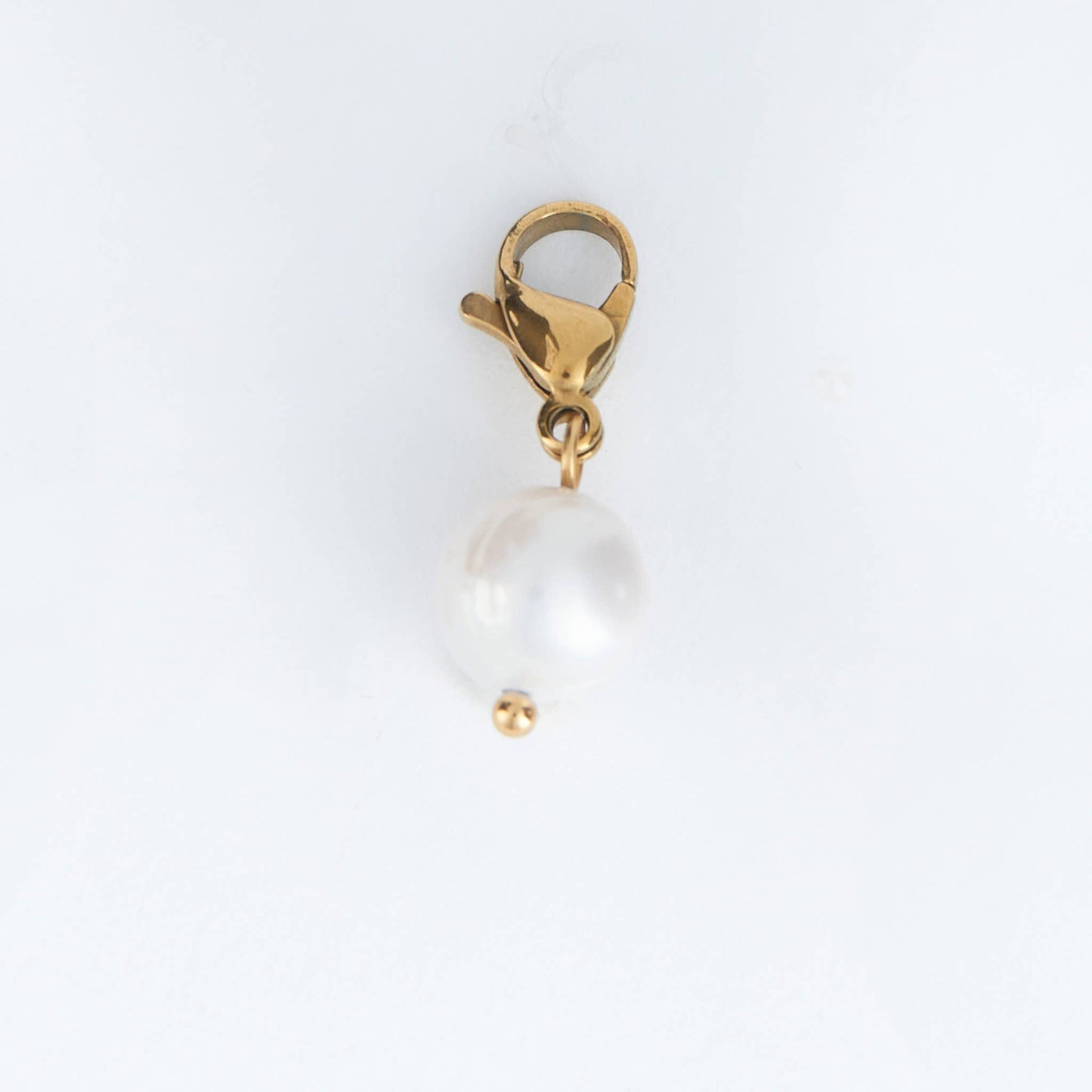 Howard's - Narelle Waterproof 18K Gold Pearl Charm
