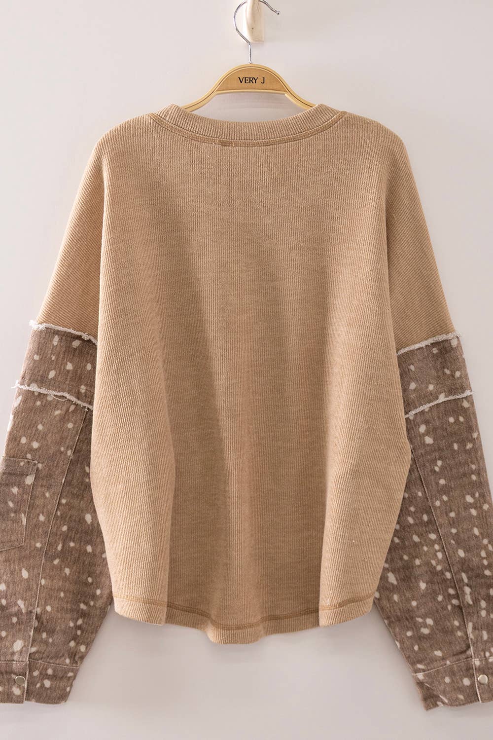 Carmen Contrast Print Sleeve Thermal Top