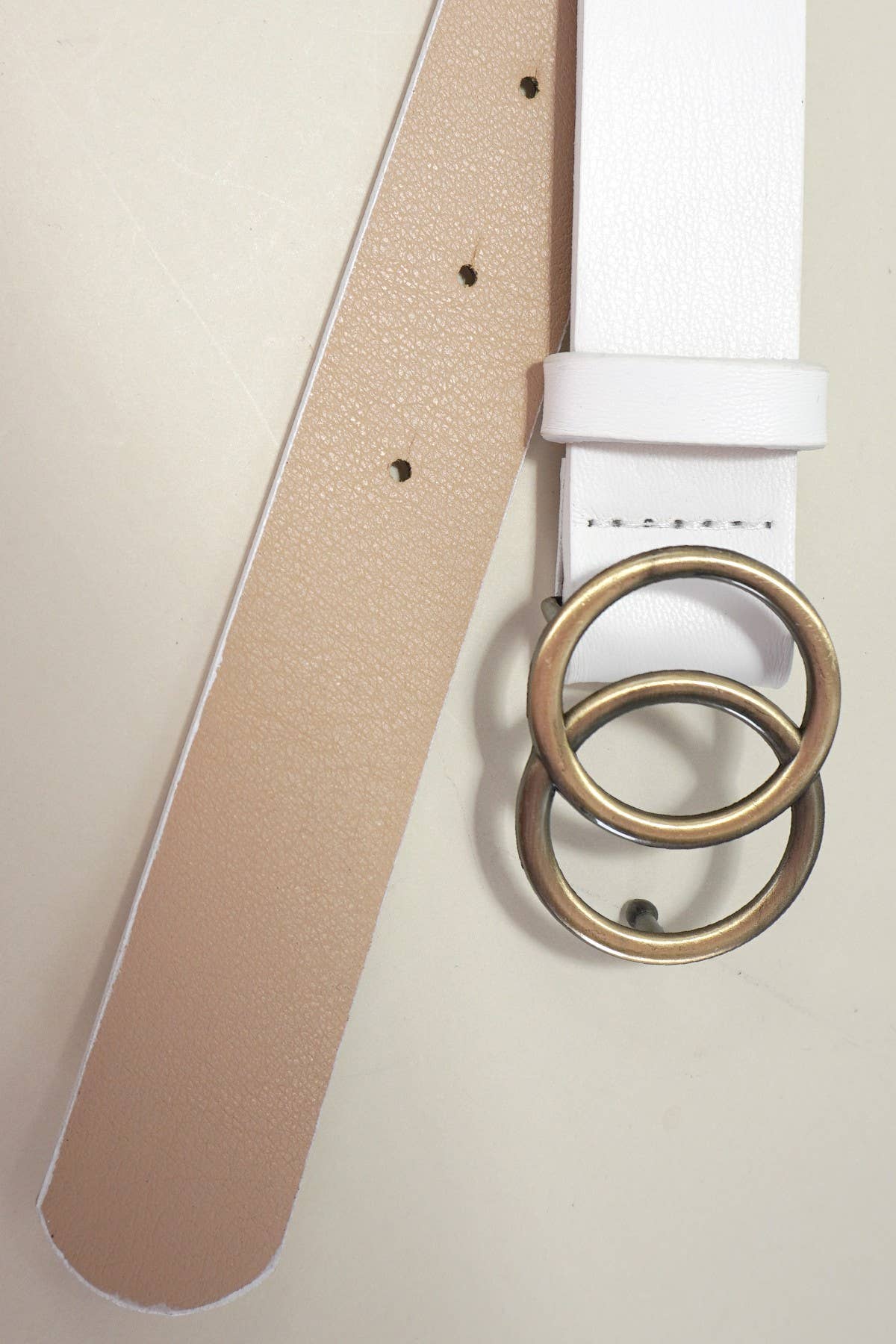 DOUBLE O BUCKLE FAUX LEATHER BELT |