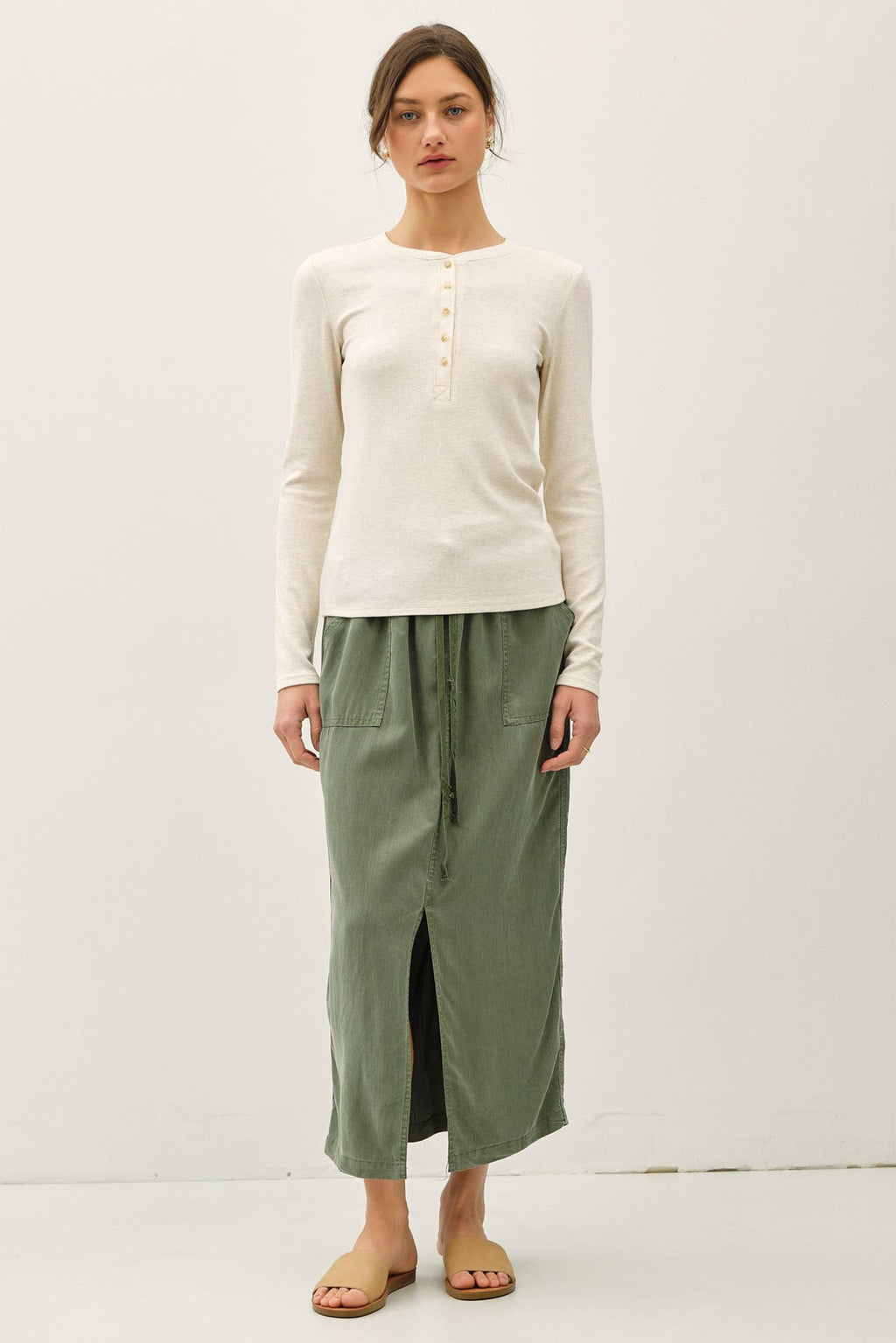 MODAL CLASSIC RIBBED LONGSLEEVE HENLEY BASIC TOP