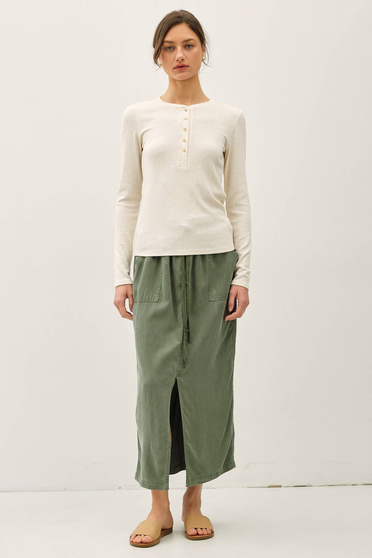MODAL CLASSIC RIBBED LONGSLEEVE HENLEY BASIC TOP