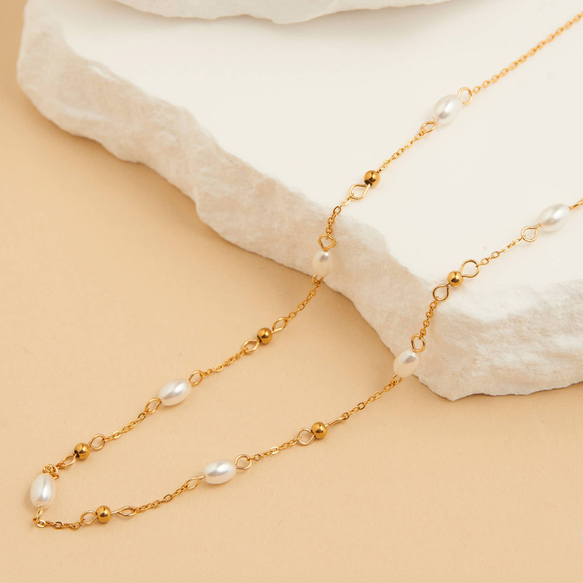 Howard's - Waterproof Necklace 18" Pearl & Bead Station Narelle