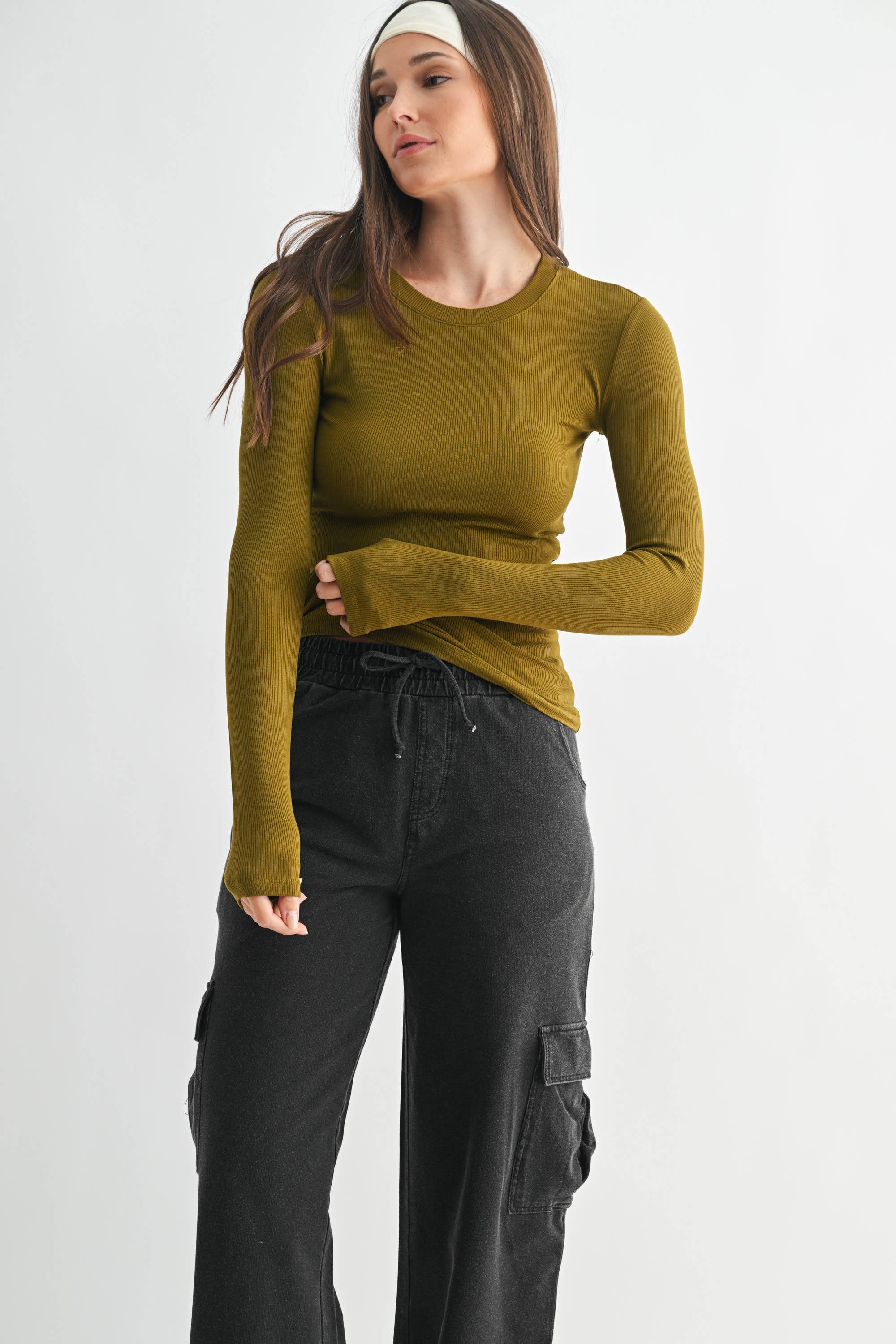 Essential Long-Sleeved Micro-Ribbed Athleisure Top Mono-B