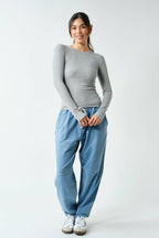 Essential Long-Sleeved Micro-Ribbed Athleisure Top Mono-B