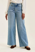 Judy Blue Jeans - HW ANGELINA Column w/ Harness Trim MD Crisp Blue