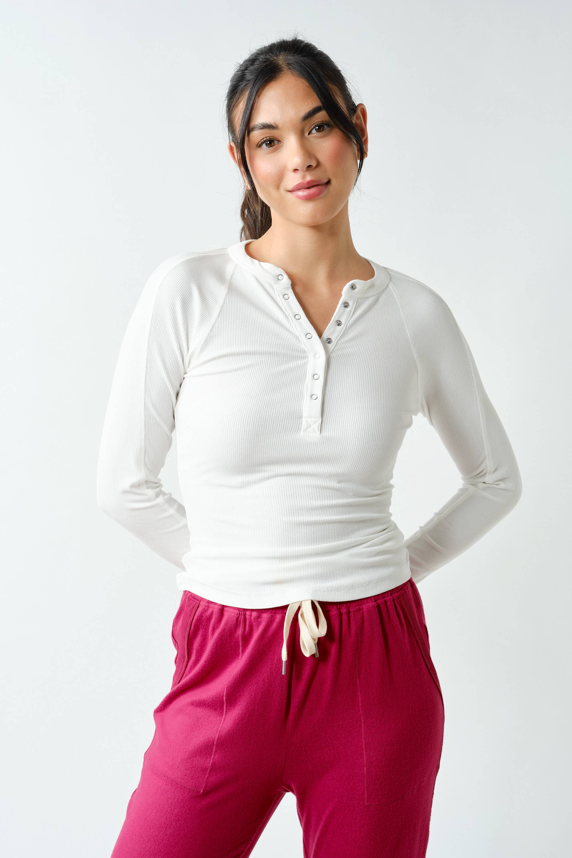 Essential Long-Sleeved Micro-Ribbed Henley Top-Mono B