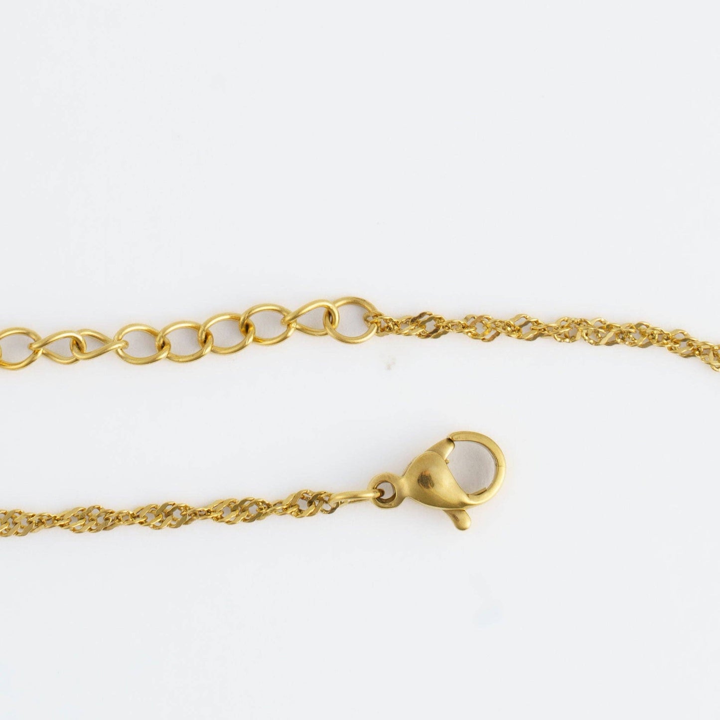 Howard's - Narelle Waterproof Twisted Chain Necklace