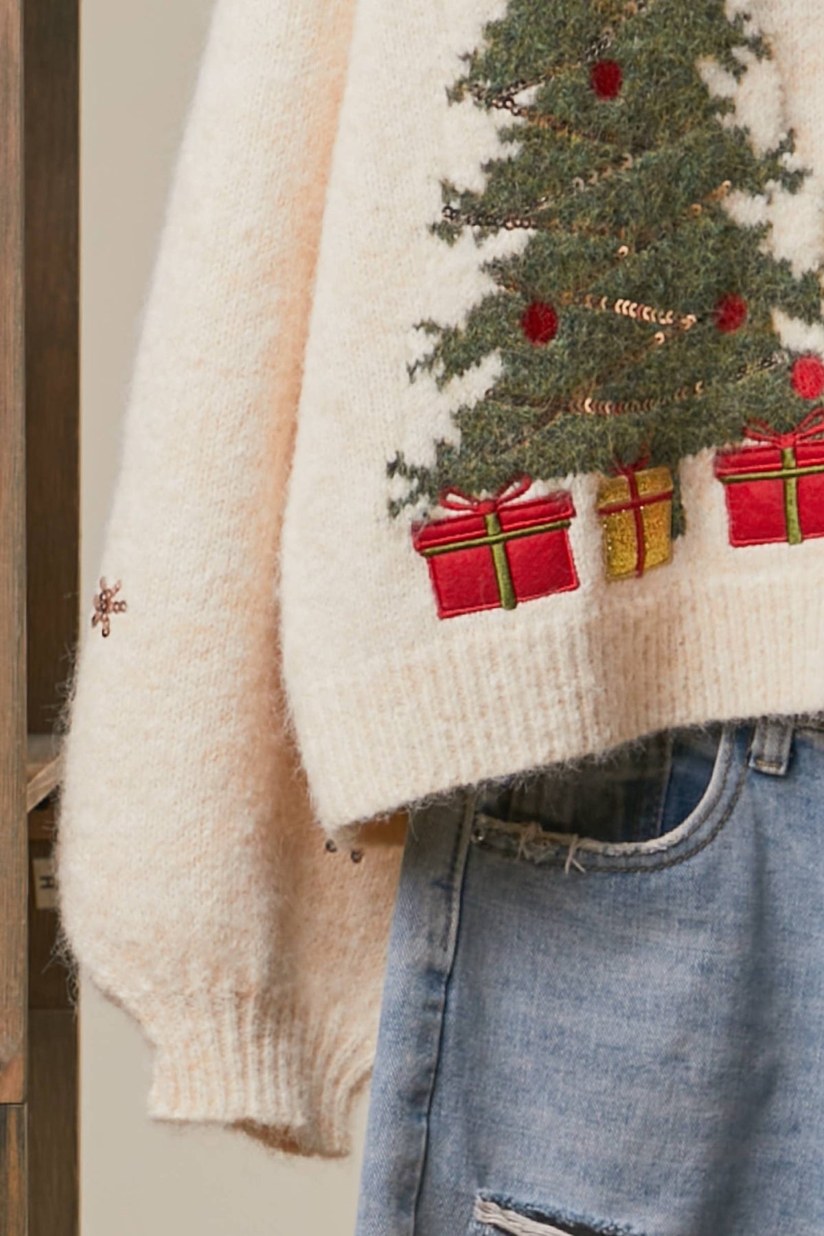 Mello. - Christmas Tree Embroidered Soft Cardigan